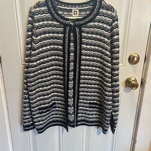 Anne Klein Black and White Patterned Cardigan